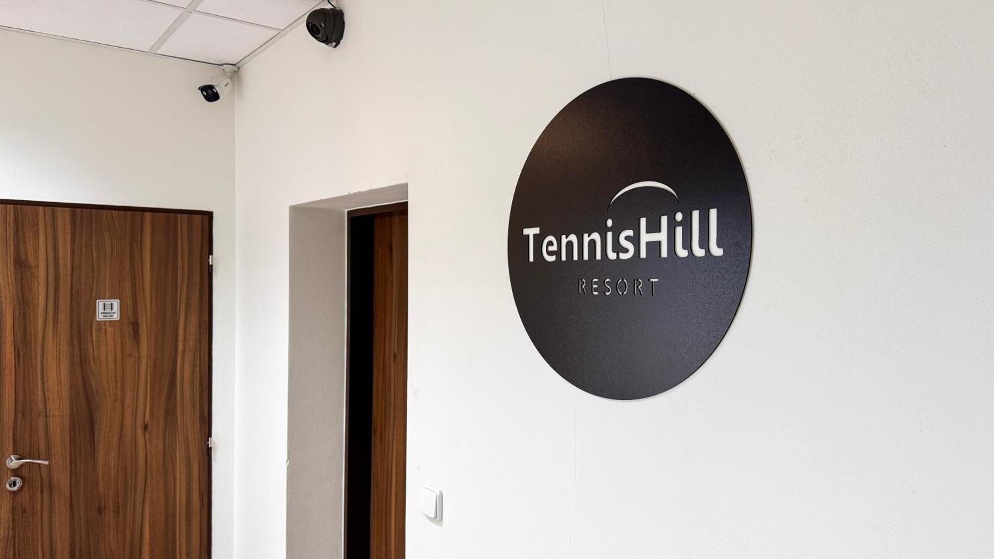 Tennishill Havířov Buitenkant foto